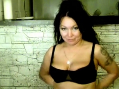 Russian milf on cam(very hot)