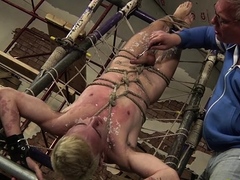 Gay hunk gets the best relaxation in a mad bondage action