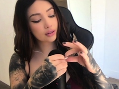 Amateur Brunette Double Toying On Webcam